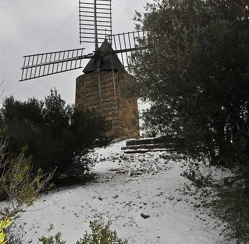 Bastide De L'avelan 4* Гримо